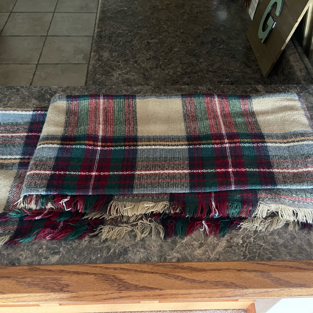 Express scarf